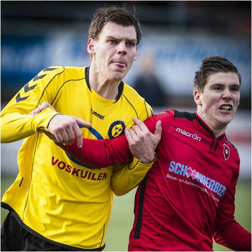 AD: Roda'46 moeiteloos langs zwalkend Woudenberg