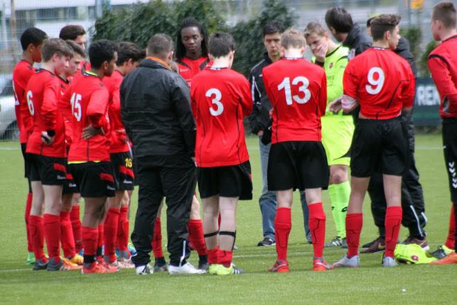 AFC B1 kaapt titel weg voor neus van Roda'46 B1