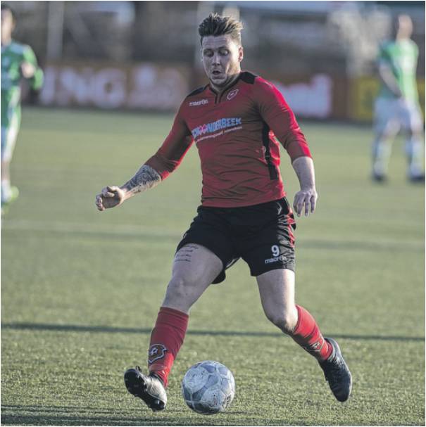 Roda'46 Zat1 wint in knotsgek duel van VVZ'49, 4-3