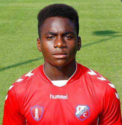 Oud-speler Roda'46 Mamengi (16) tekent bij FC Utrecht