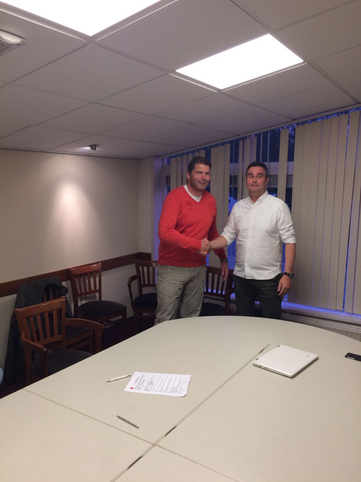 Contract met nieuwe trainer ondertekend