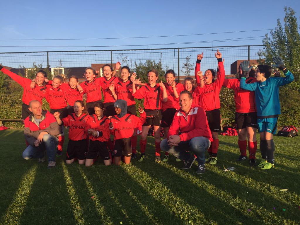 MO13.2 van Roda'46 kampioen!