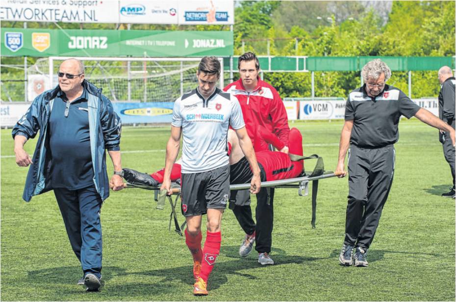 Joey Koetsier breekt kuit