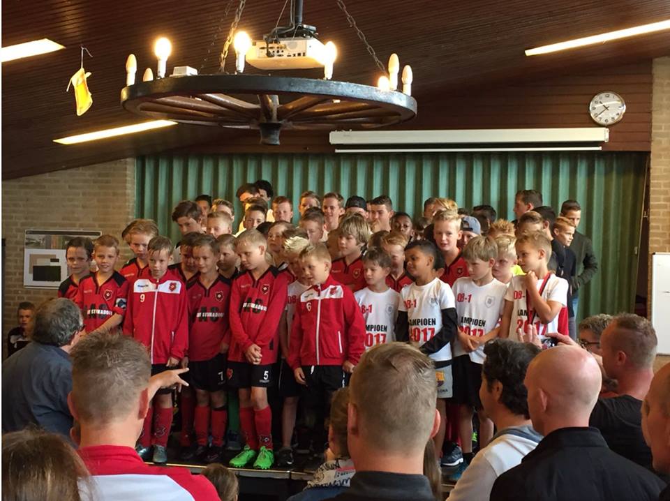 Kampioenen bij de jeugd gehuldigd