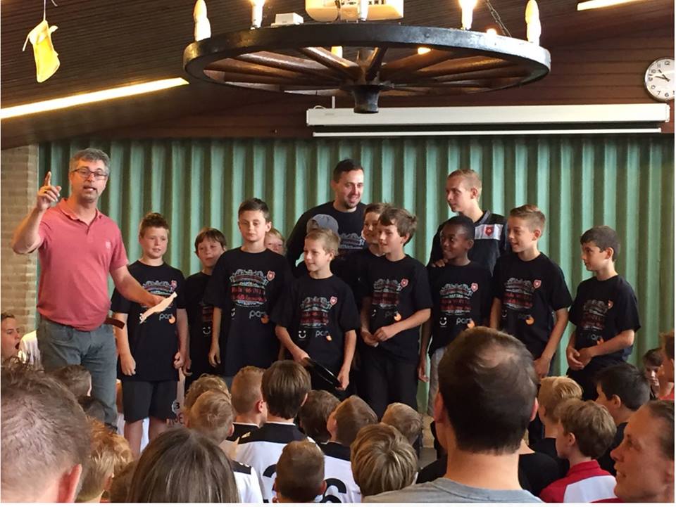 2016-2017 Huldiging kampioenen JO13.1.jpg