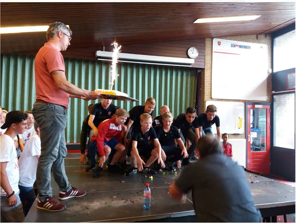 2016-2017 Huldiging kampioenen JO13.1_2.jpg