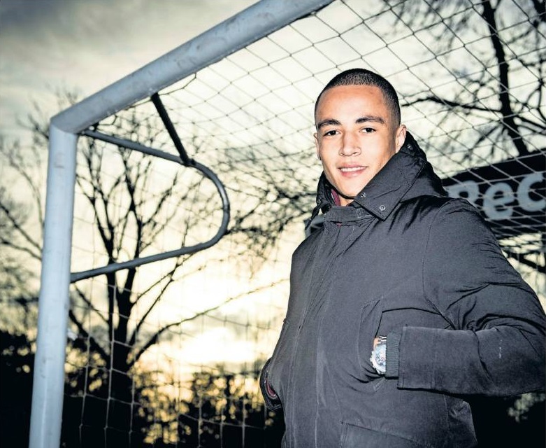 AD: Mozes Hoppenbrouwer kijkt uit naar de wedstrijd met zijn oude club APWC