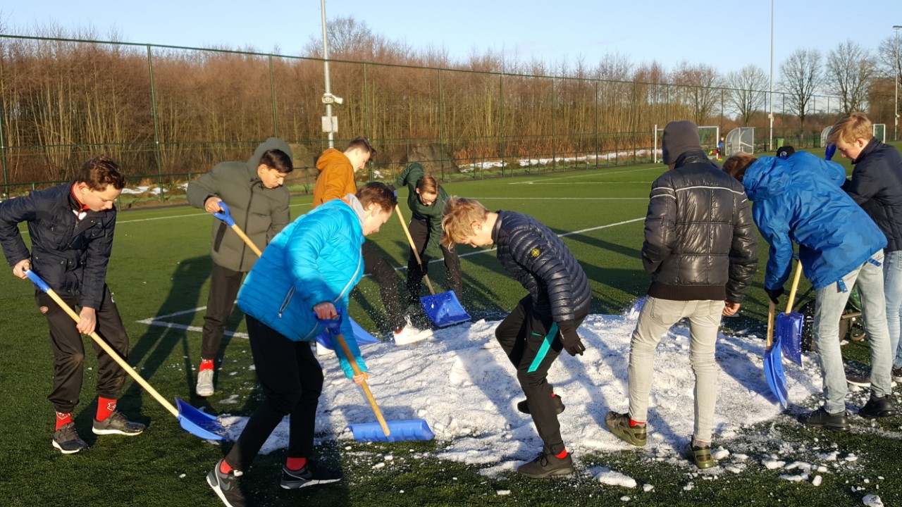 Sneeuwruimers van de JO15.4