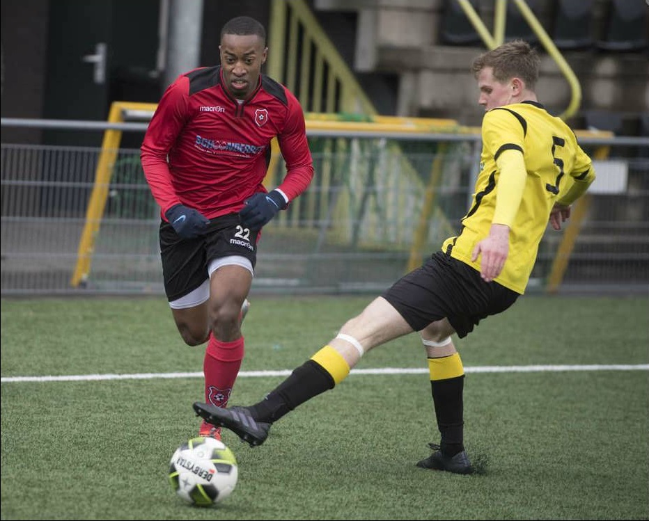 AD: Hekkensluiter CJVV houdt in derby Roda'46 op een gelijkspel