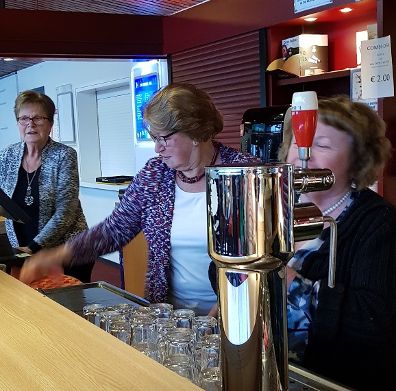 Kaarten: Andries Veenendaal is koppositie alweer kwijt