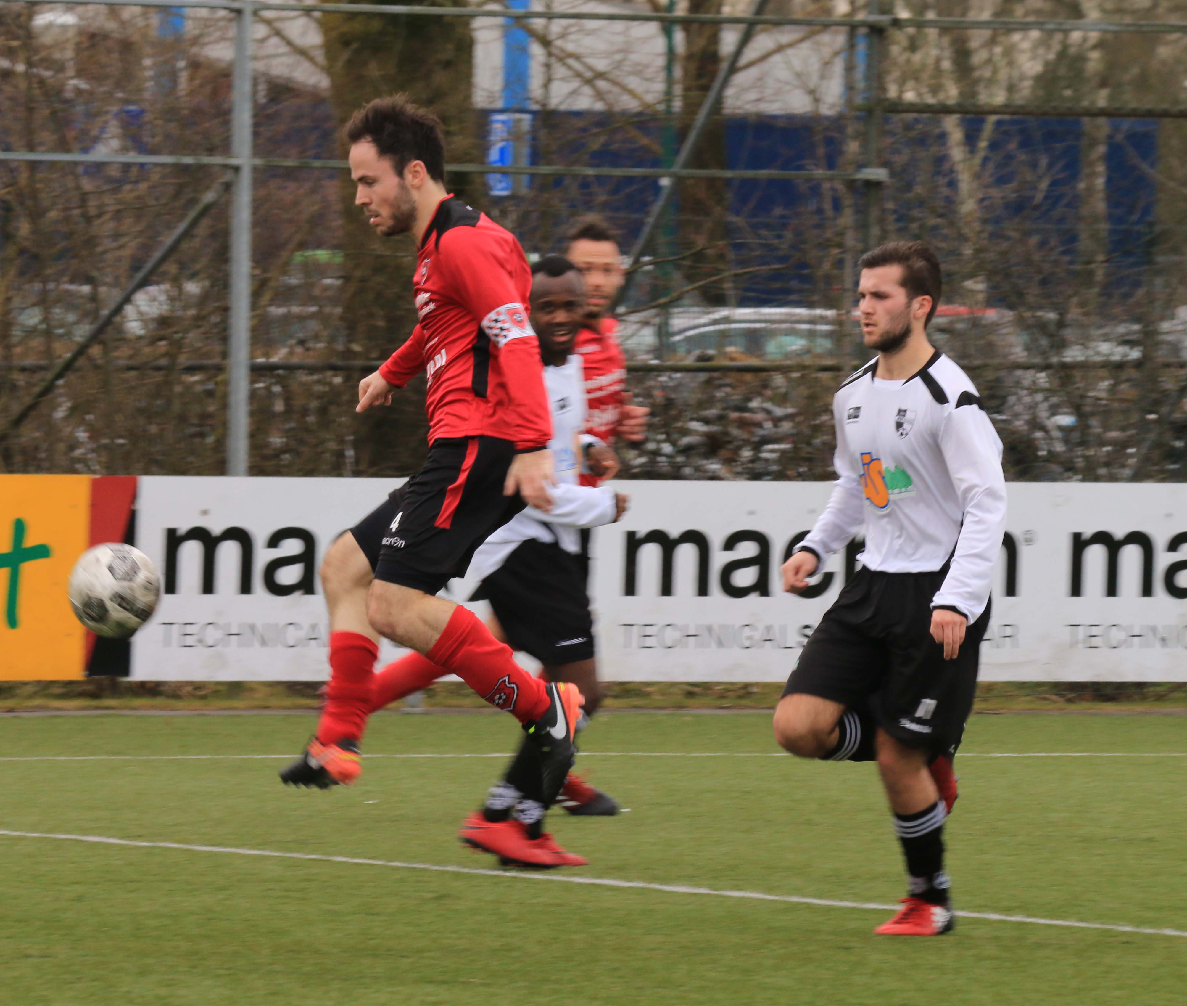Roda za2 wint "de voorwedstrijd van de middag" met 2-1