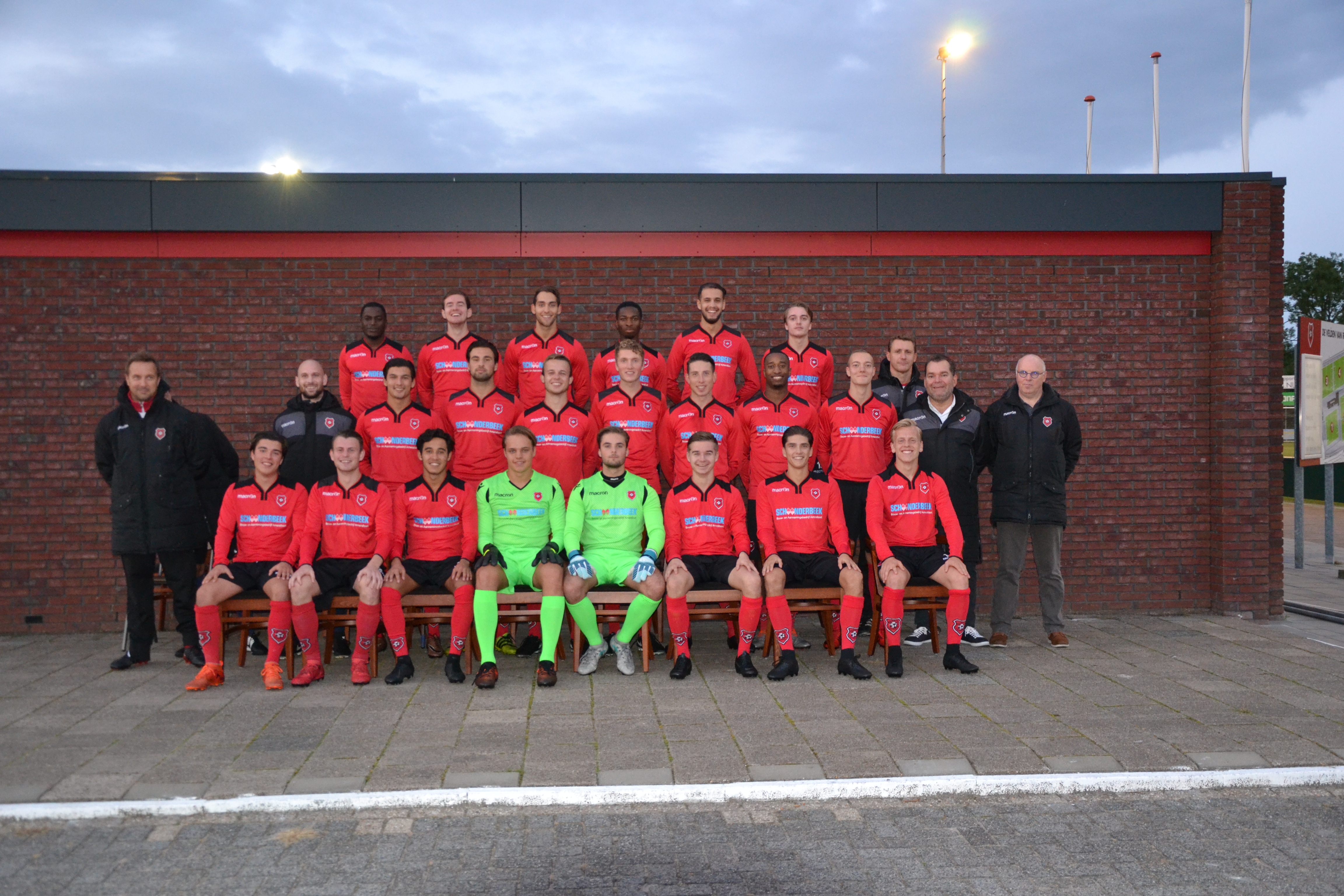 Roda Zaterdag 1 strijdt met 9 man naar gelijkspel bij Victoria