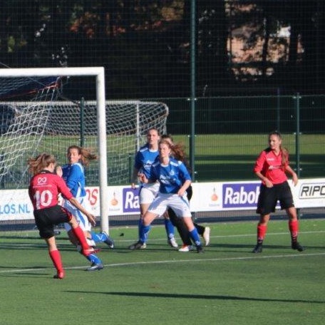 Nipte nederlaag Vrouwen2 bij Soest