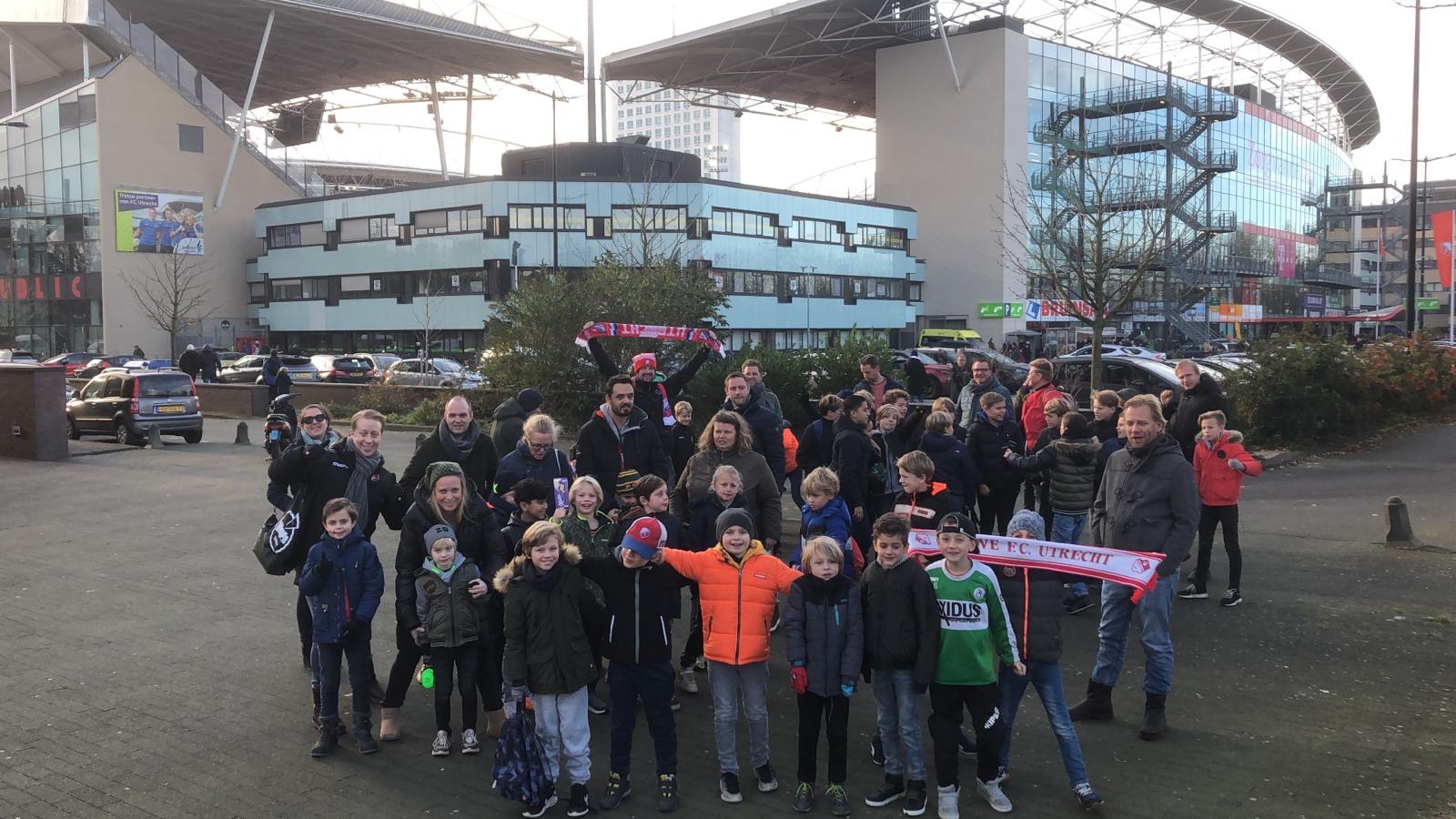 Jeugd naar FC Utrecht door Spandoekactie Roda zaterdag 1