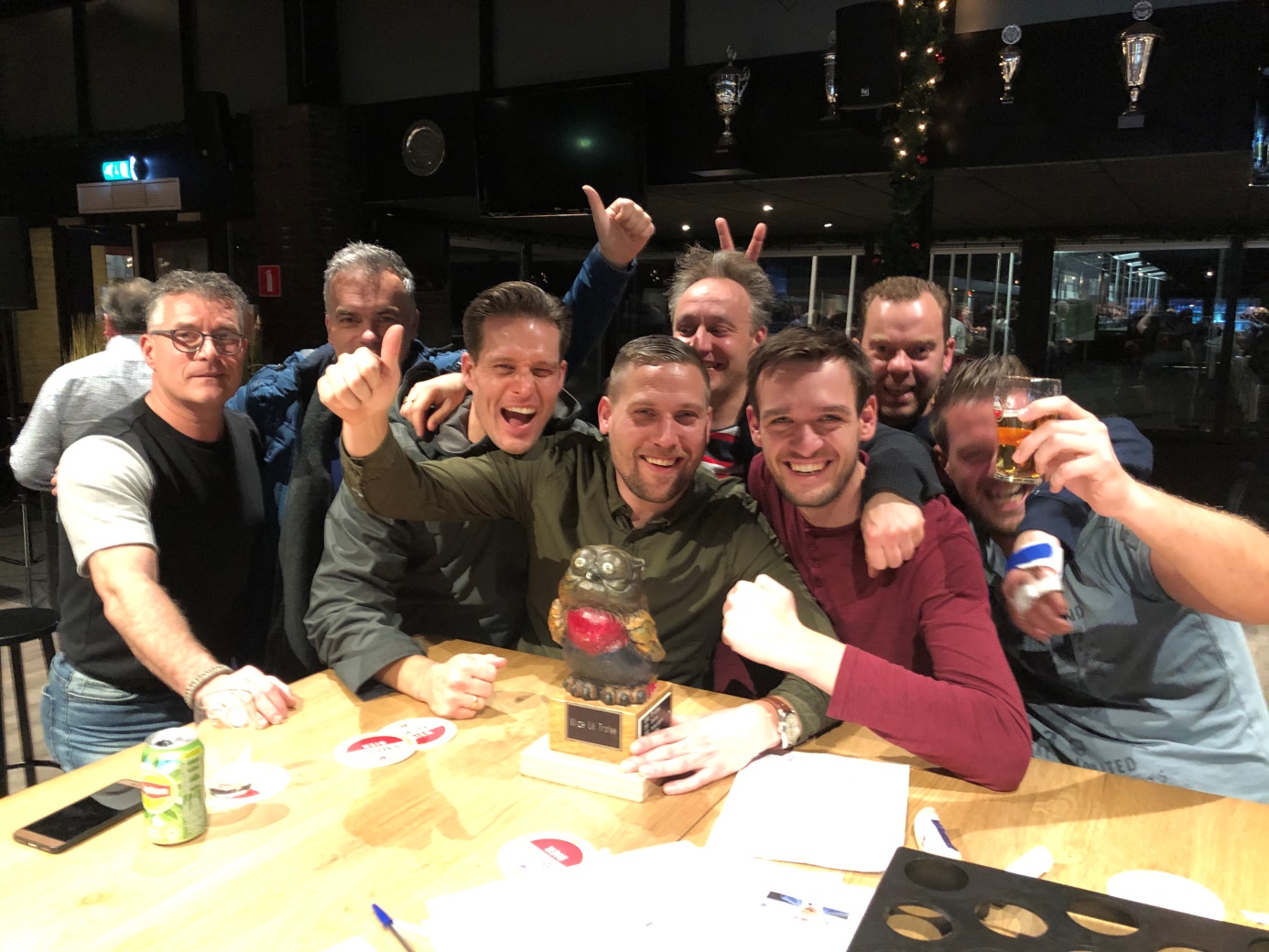 Roda’46 zondag 5 wint opnieuw de jaarlijkse zondag Quiz