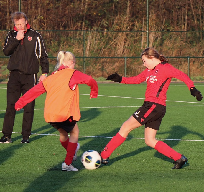 Blij met onderlinge wedstrijden