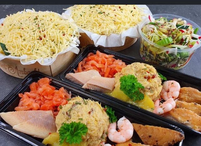 RU-VIS: diner voor september