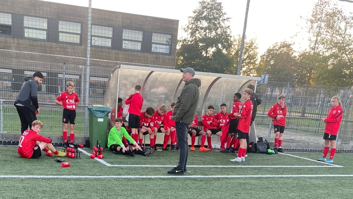 JO15-1 verliest in Tilburg maar blijft koploper