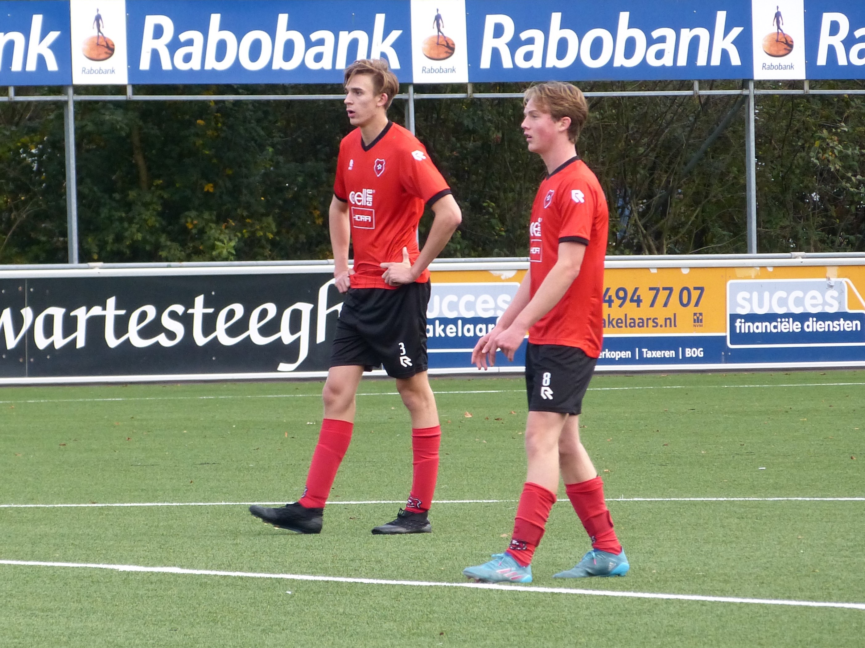 JO18 speelt tegen koploper Helmond Sport