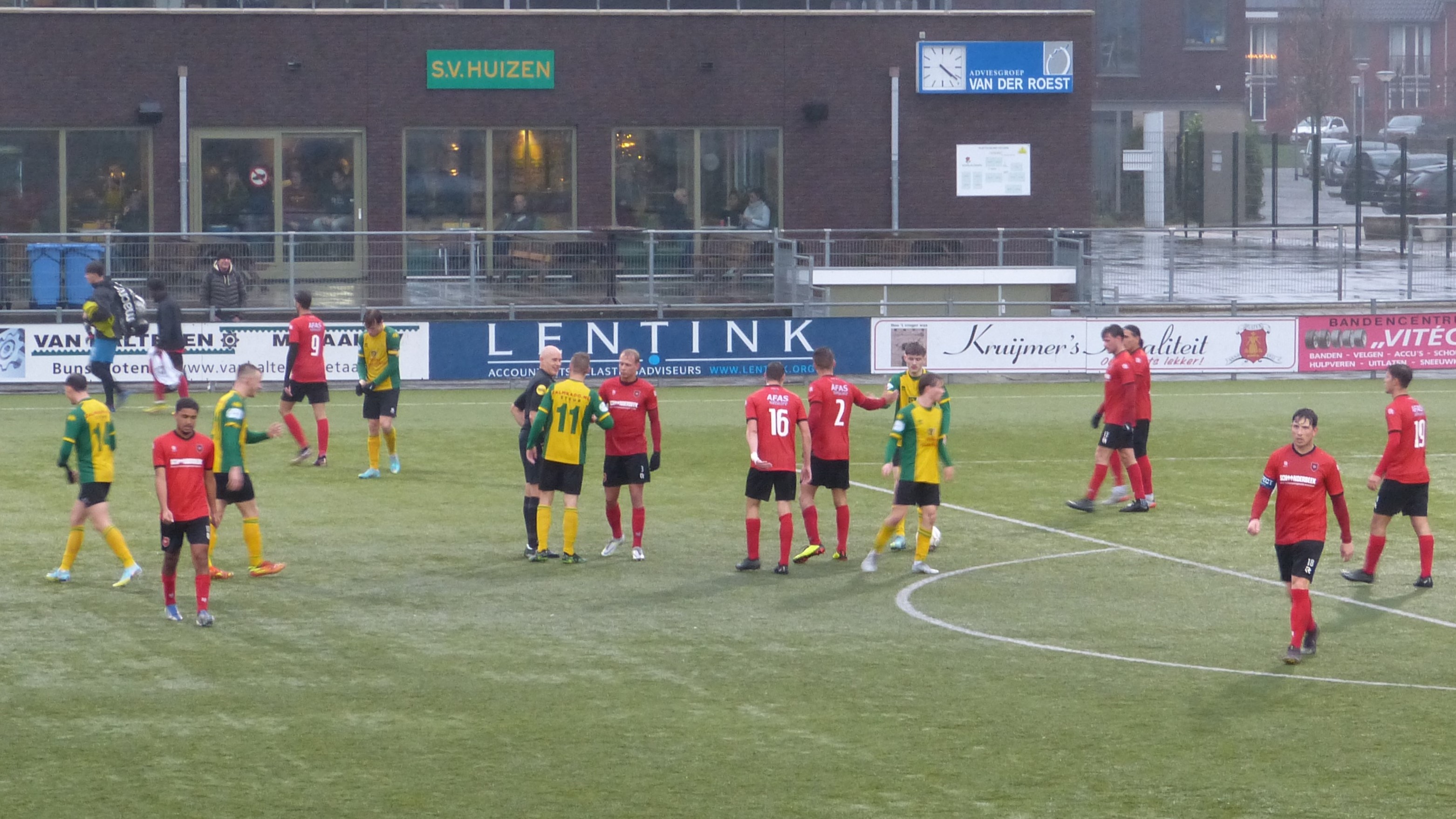 RODA 1 verliest  van Huizen