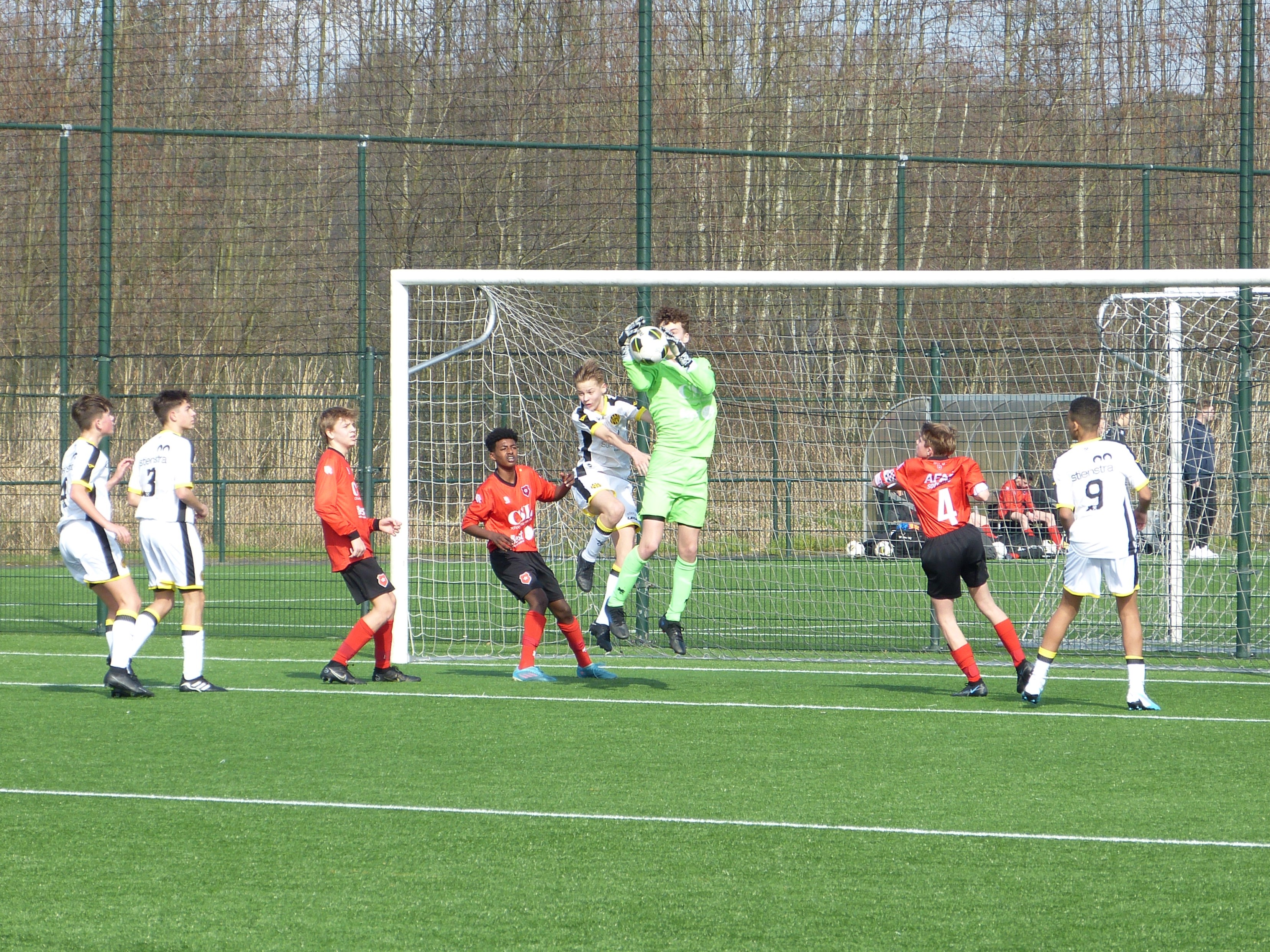 Moeizame wedstrijd RODA JO15-1