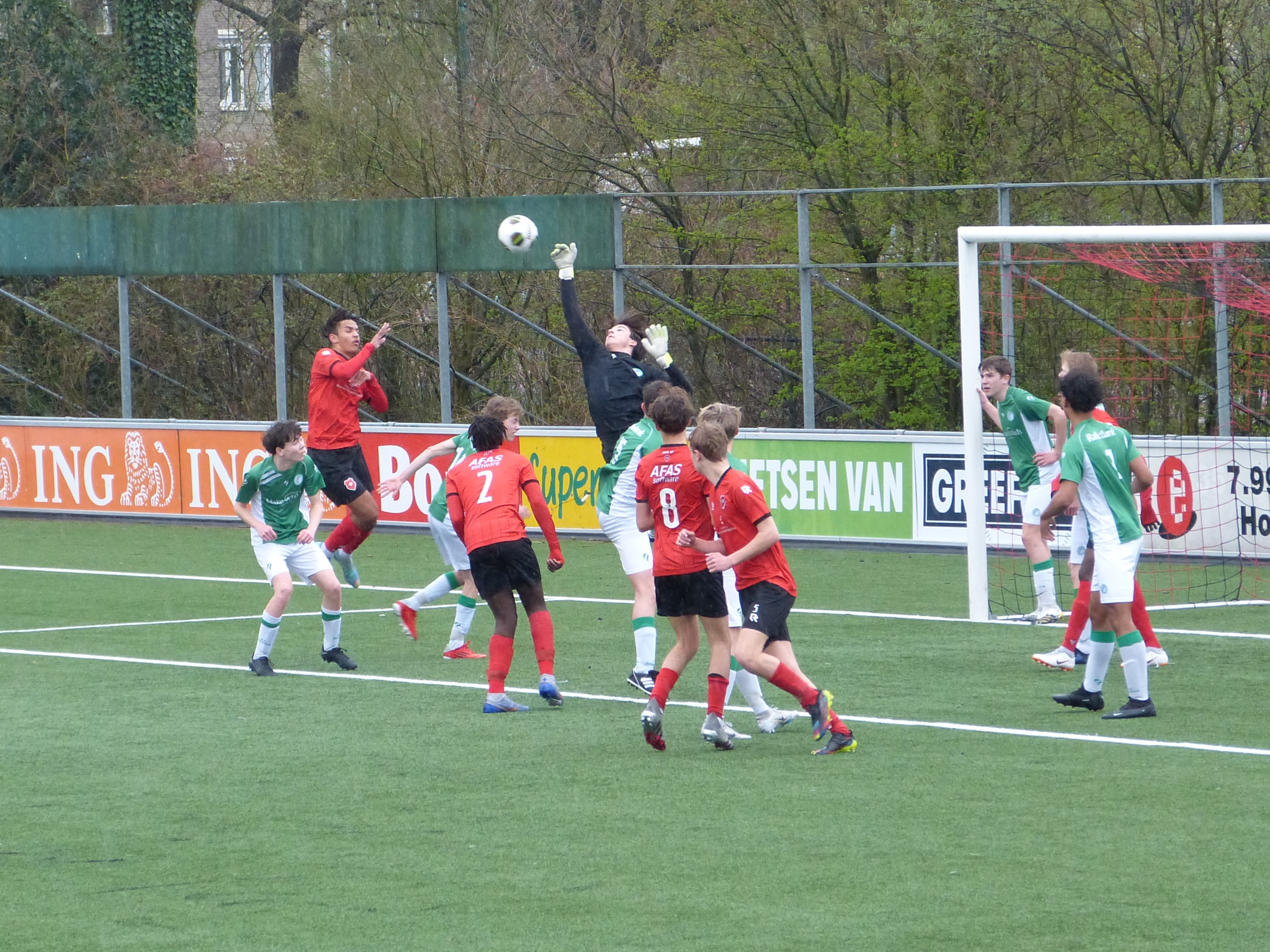 Simpele zaterdagmiddag voor O16-1