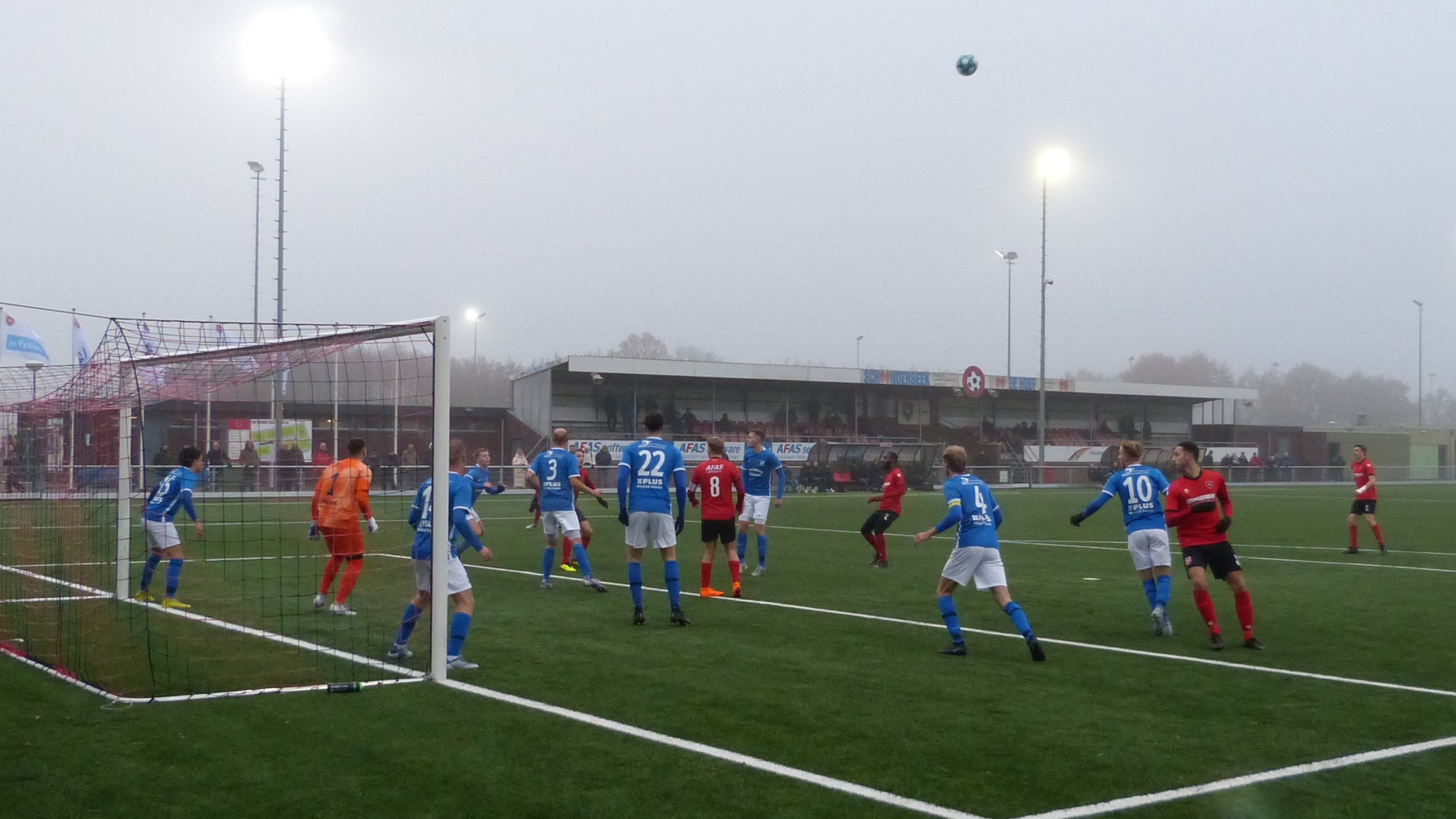 RODA 1 speelt  tegen SDC Putten