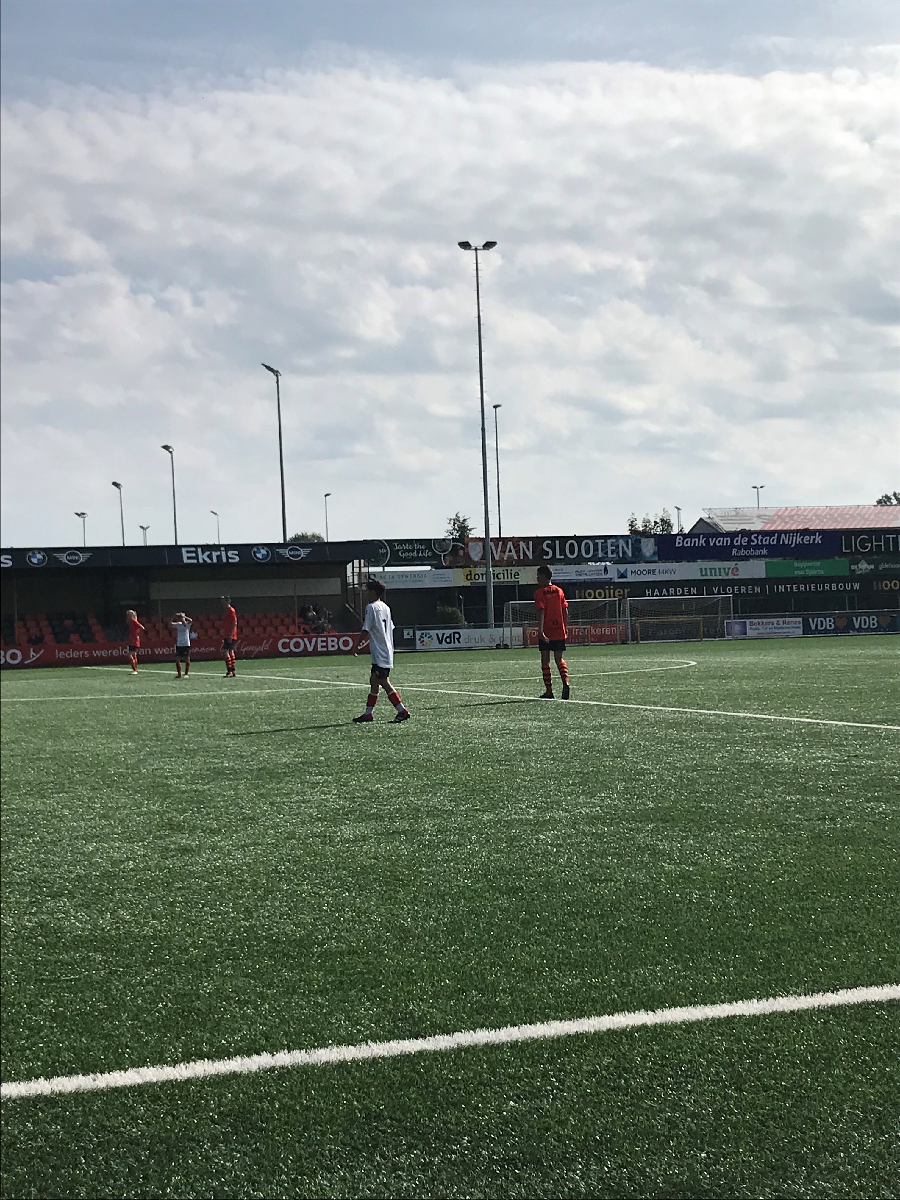 O14-1 pakt eerste punten