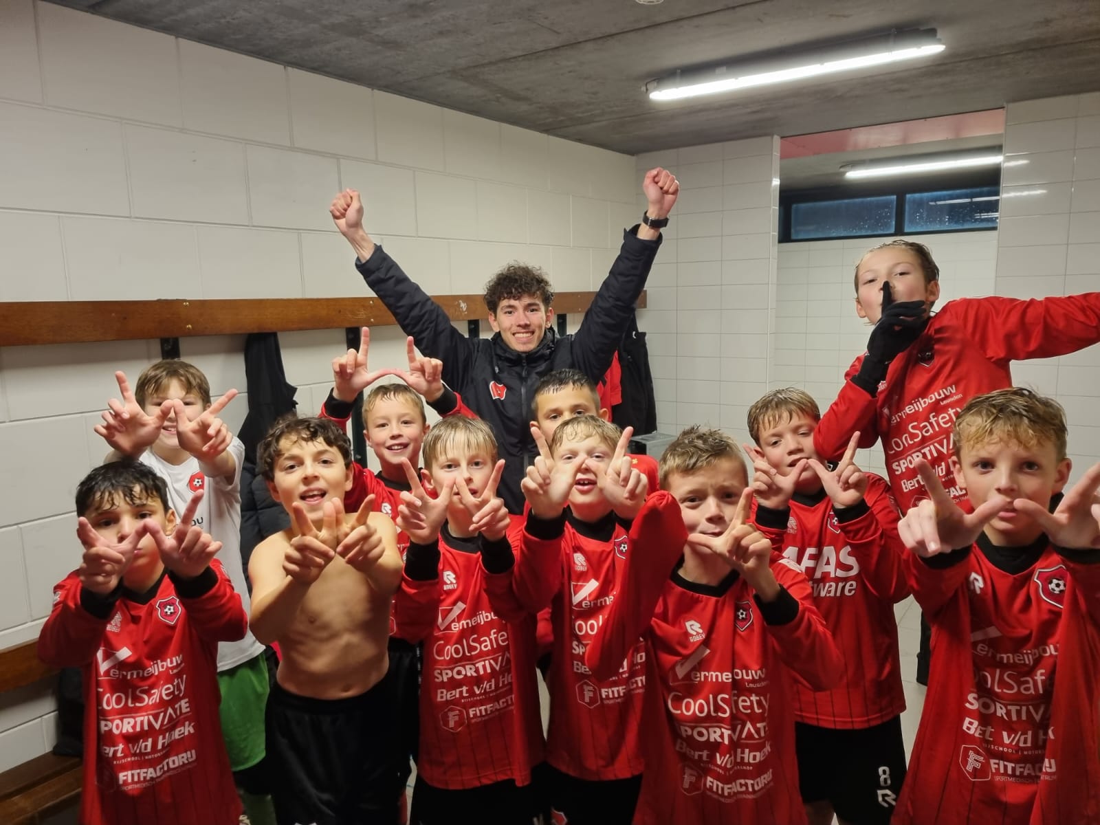 Roda'46 JO13-2 (O12) met overwinning in krankzinnige wedstrijd de winterstop in