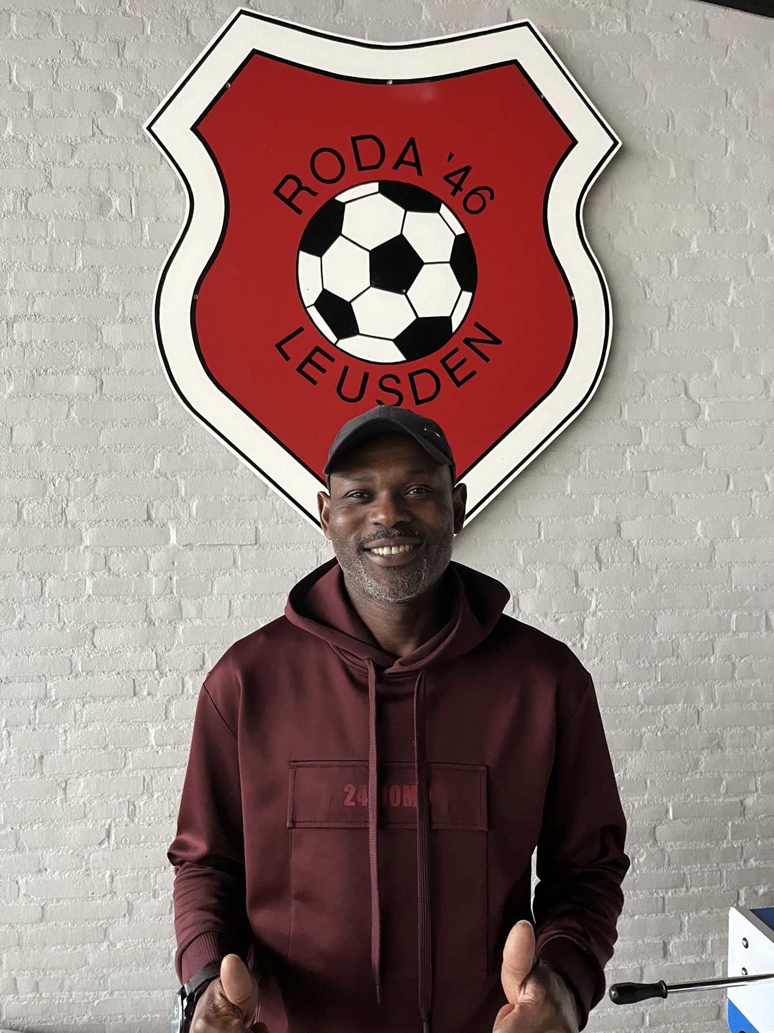 Frank Aboikoni hoofdtrainer JO16-1